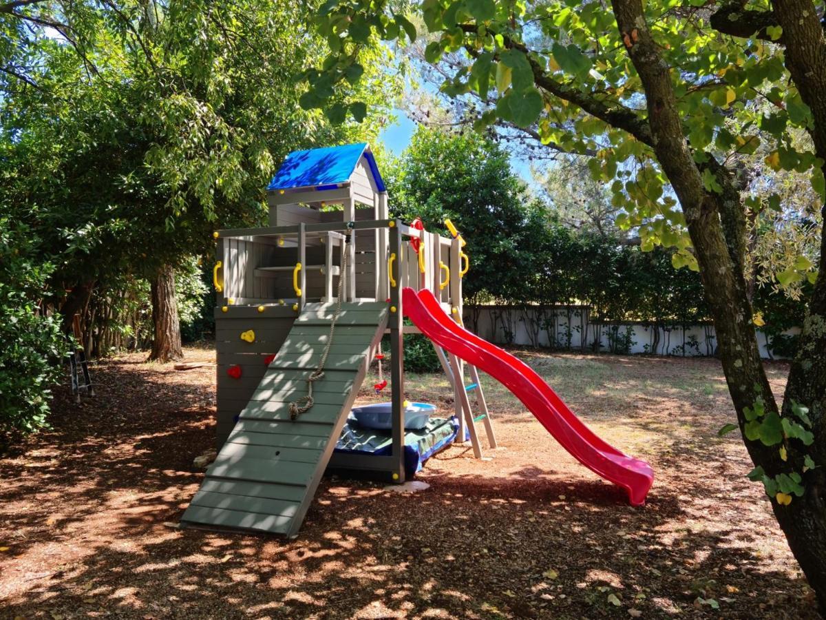 Villa Rosa With Yard And Children'S Playground Tar-Vabriga Εξωτερικό φωτογραφία