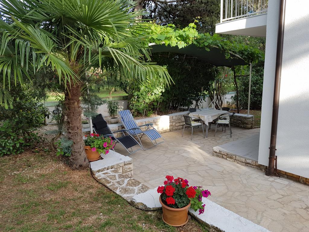 Villa Rosa With Yard And Children'S Playground Tar-Vabriga Εξωτερικό φωτογραφία